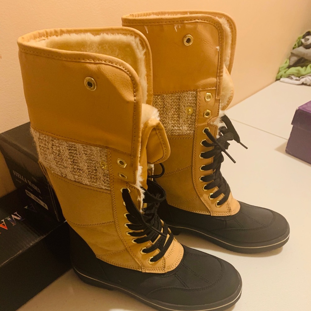 Winter boots - Picture 2 of 16